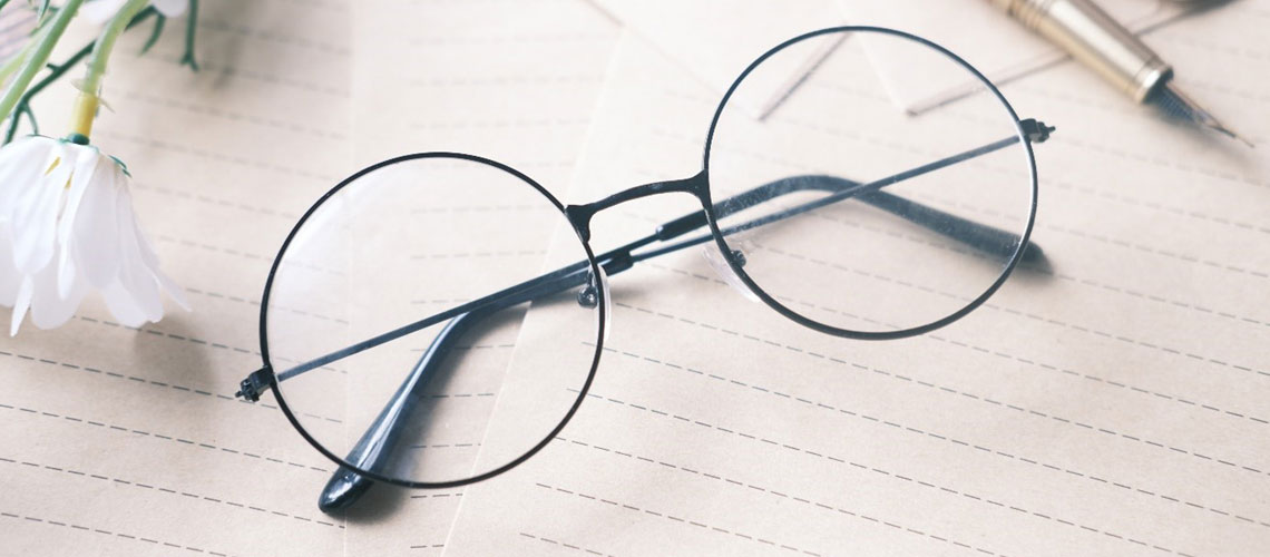 
			
DIFFERENT LENS COATINGS FOR DIFFERENT VISUAL NEEDS
			
		